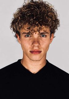 Riley Lovell