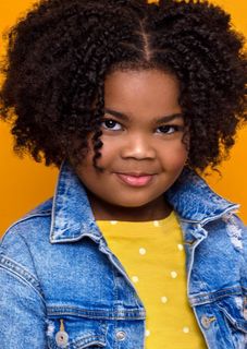 Khloe T.