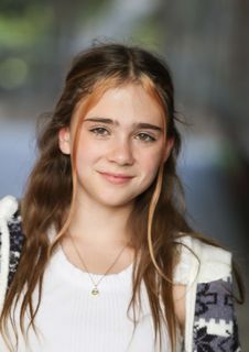 Bella H.